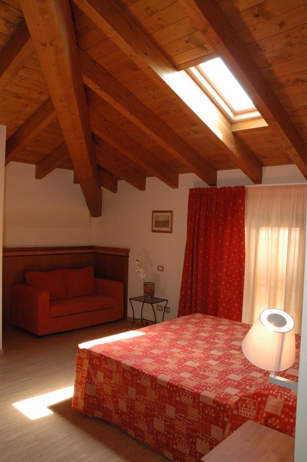 Hotel Il Borghetto Bariano Exterior photo